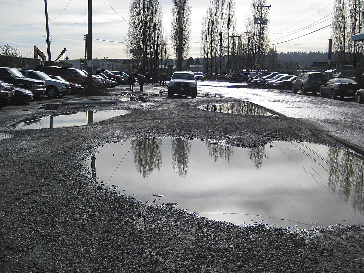 05_20100202_Treadway