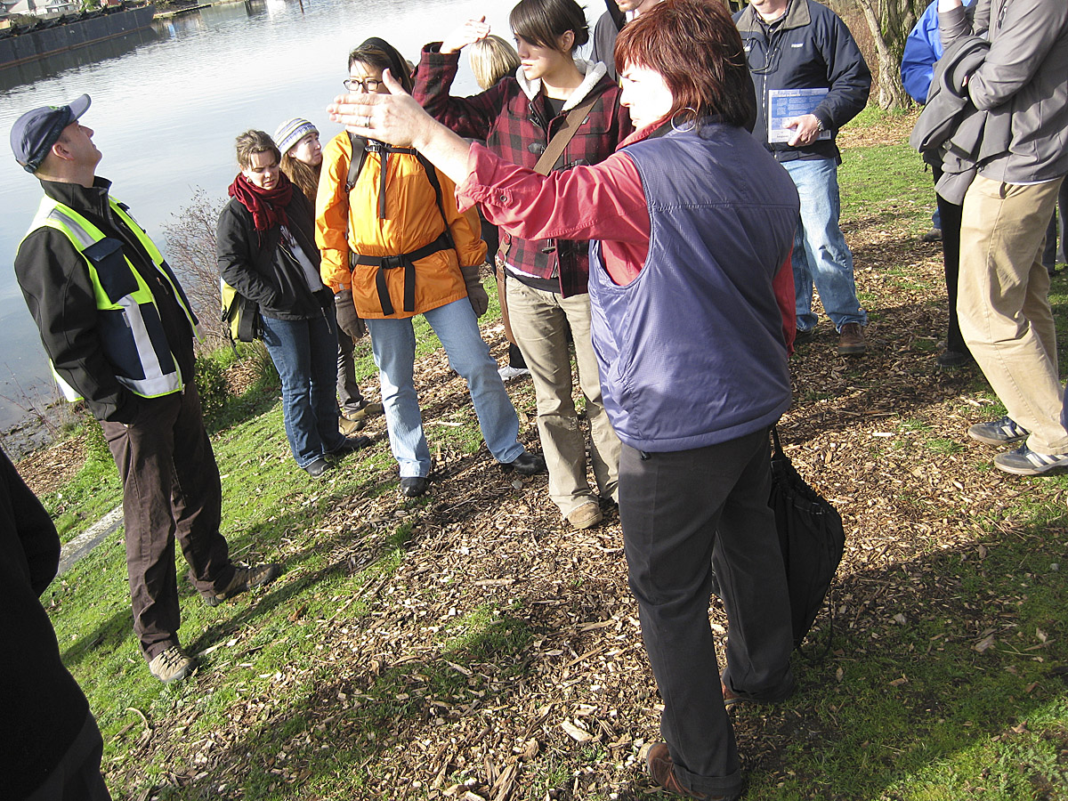 18_20100202_Treadway